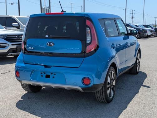 2019 Kia Soul +