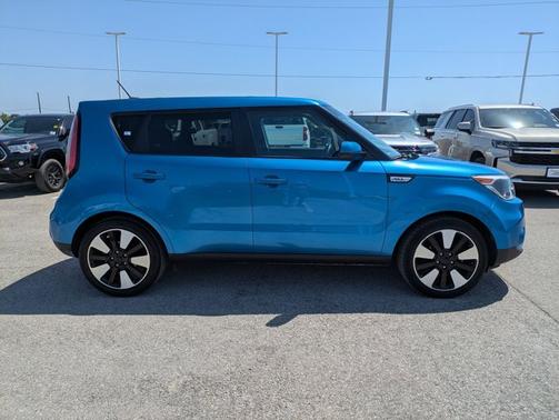2019 Kia Soul +