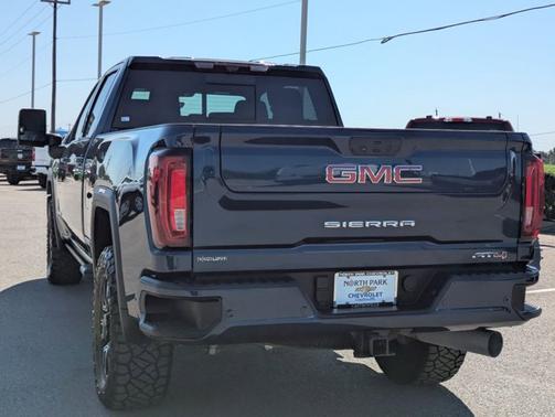 2023 GMC Sierra 2500 AT4