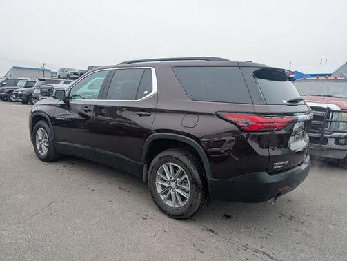 2022 Chevrolet Traverse LT Cloth