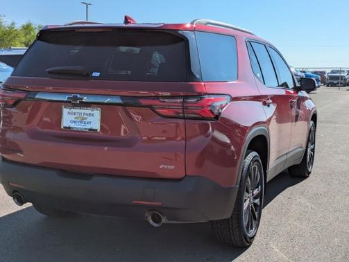 2023 Chevrolet Traverse RS
