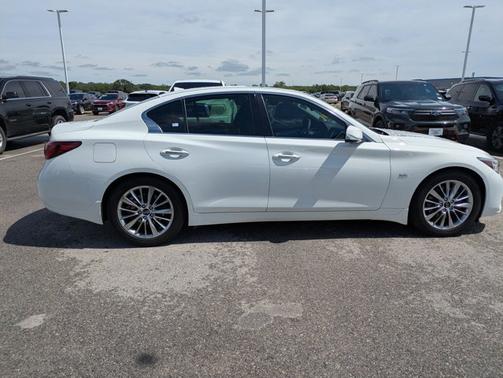 2019 INFINITI Q50 3.0t LUXE