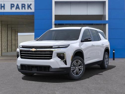 2025 Chevrolet Traverse FWD LT