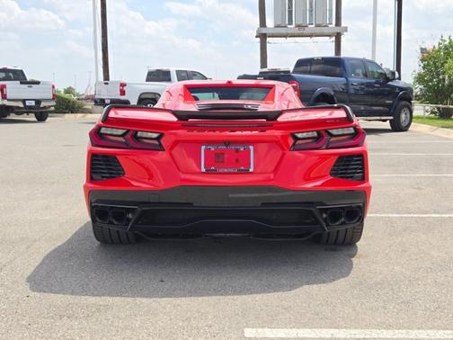 2024 Chevrolet Corvette Stingray w/2LT
