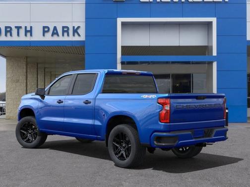 2025 Chevrolet Silverado 1500 Custom