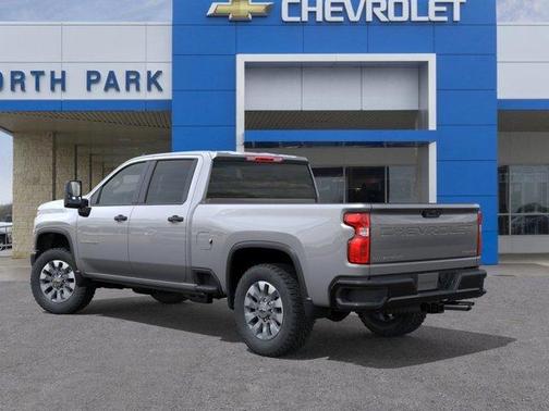 Sterling Gray Metallic 2026 Chevrolet Silverado 2500 Custom