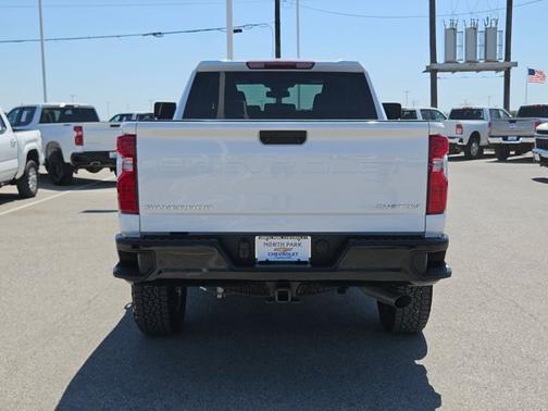 2025 Chevrolet Silverado 2500 Custom