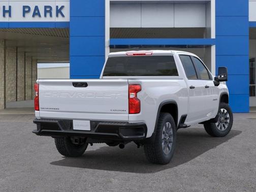 2026 Chevrolet Silverado 2500 Custom