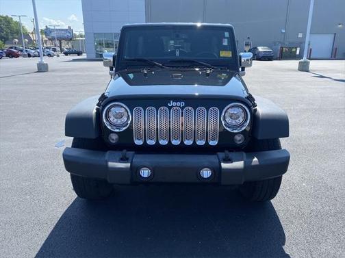 Photo 2 of 23 of 2017 Jeep Wrangler Unlimited Sport