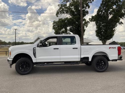 2023 Ford F-250 XL