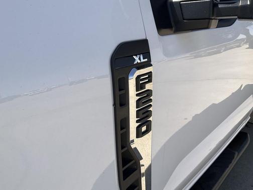 2024 Ford F-250 XL