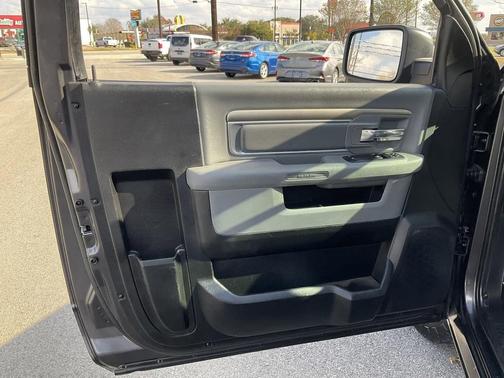 2020 RAM 1500 Classic Tradesman