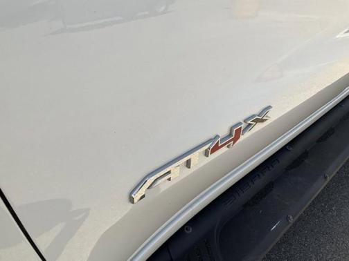 2022 GMC Sierra 1500 AT4X