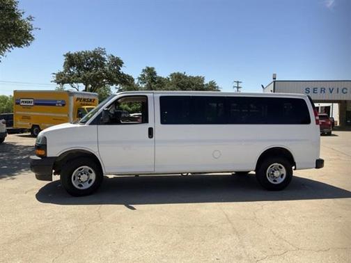 2020 Chevrolet Express 3500 LS