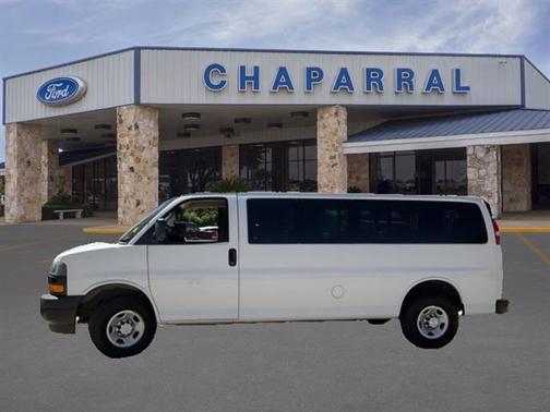 2020 Chevrolet Express 3500 LS