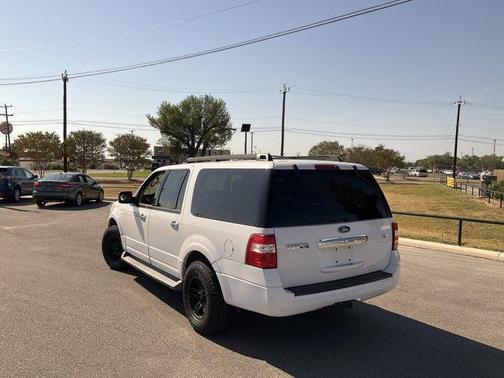 2010 Ford Expedition EL XLT