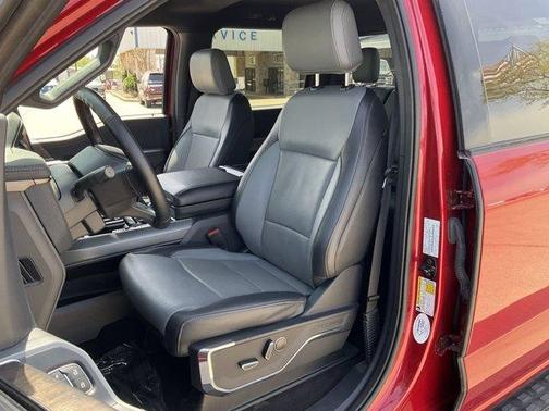 2022 Ford F-150 Lightning LARIAT