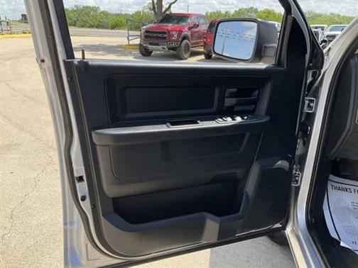 2017 RAM 1500 Tradesman/Express
