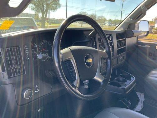 2017 Chevrolet Express 3500 LS