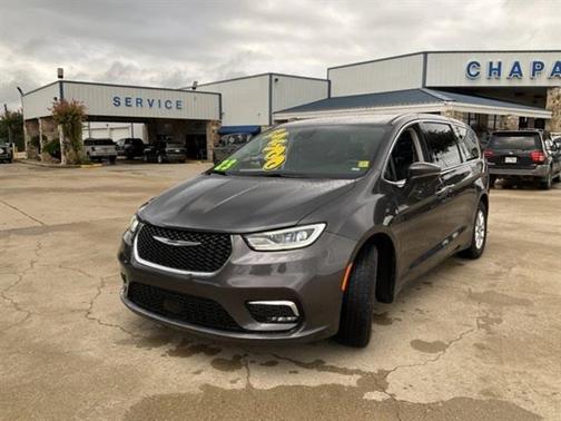 2023 Chrysler Pacifica Touring-L