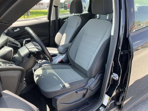 2016 Ford C-Max Hybrid SE