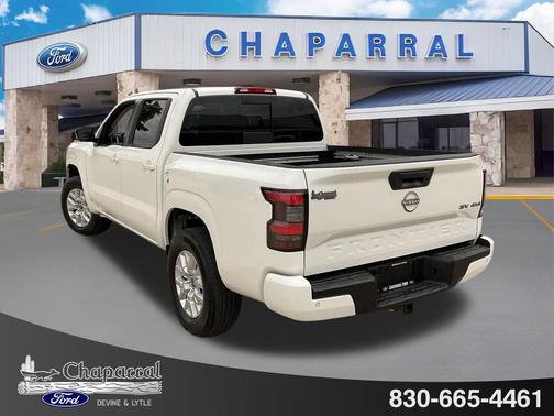 2024 Nissan Frontier SV