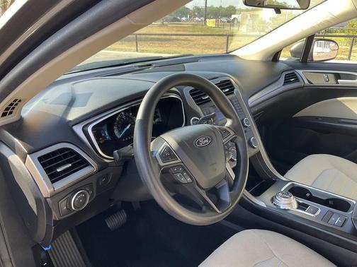 2018 Ford Fusion Hybrid S