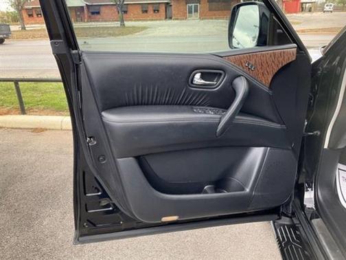 2020 Nissan Armada Platinum
