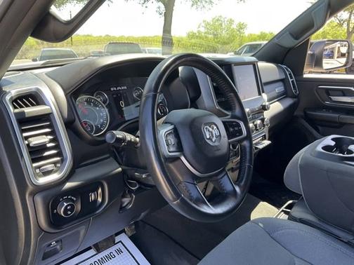 Bright White Clearcoat 2024 RAM 1500 BIG HORN/LONE STAR
