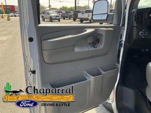 2015 Chevrolet Express 2500 LS