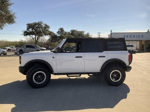2023 Ford Bronco Black Diamond