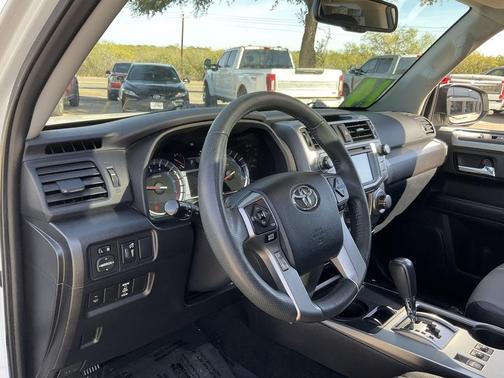 2014 Toyota 4Runner SR5 Premium