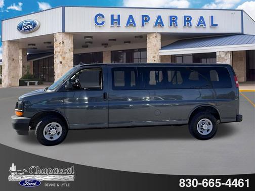 2017 Chevrolet Express 3500 LS