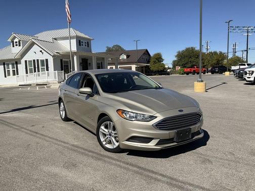 2018 Ford Fusion Hybrid SE