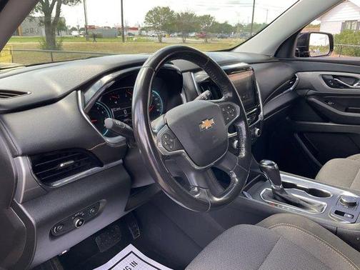 2018 Chevrolet Traverse LT Cloth