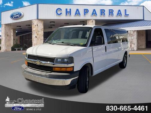 2017 Chevrolet Express 3500 LT