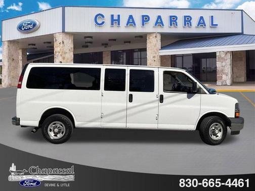 2017 Chevrolet Express 3500 LT