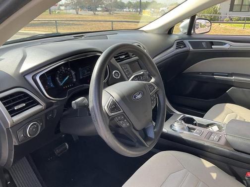 2018 Ford Fusion Hybrid S