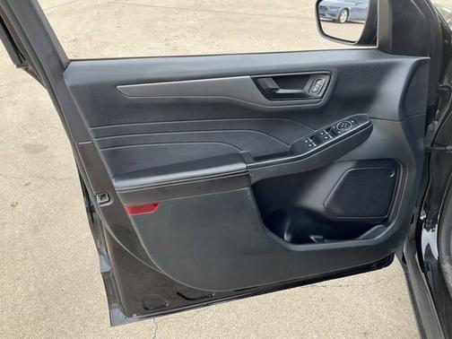 AGATE BLACK METALLIC 2023 Ford Escape BASE