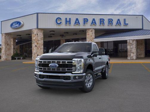 2025 Ford F-350 XLT