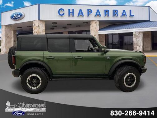 ERUPTION GREEN METALLIC 2024 Ford Bronco OUTER BANKS