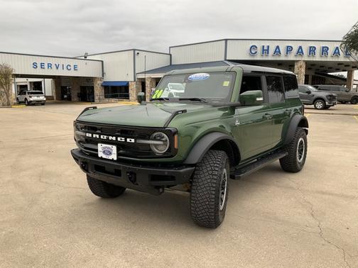ERUPTION GREEN METALLIC 2024 Ford Bronco OUTER BANKS