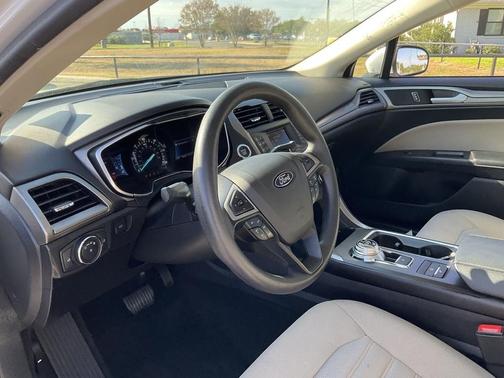 2018 Ford Fusion Hybrid S