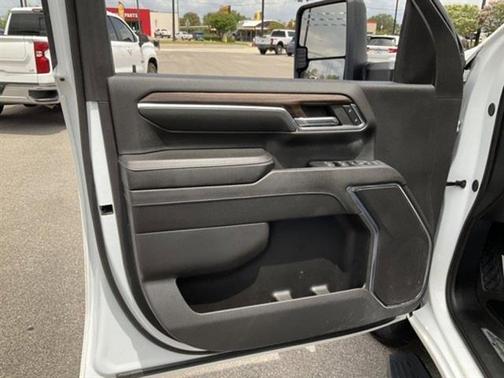 2024 Chevrolet Silverado 2500 LT
