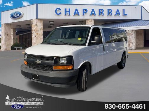 2017 Chevrolet Express 3500 LS