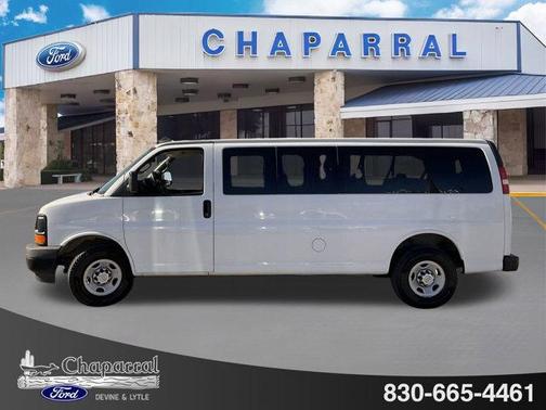 2017 Chevrolet Express 3500 LS