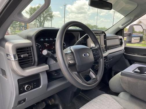 2023 Ford F-250 XLT