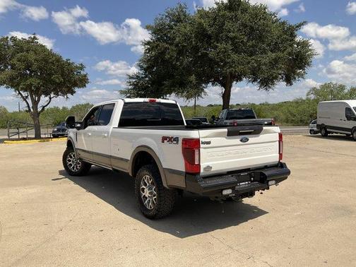 2022 Ford F-350 King Ranch