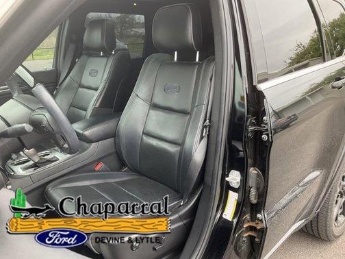 Photo 5 of 24 of 2019 Jeep Grand Cherokee Overland