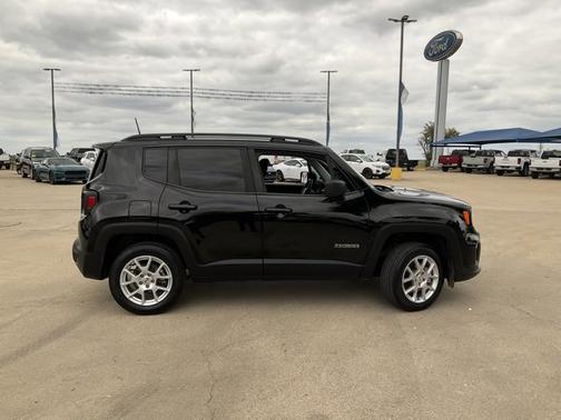 Black Clearcoat 2022 Jeep Renegade SPORT